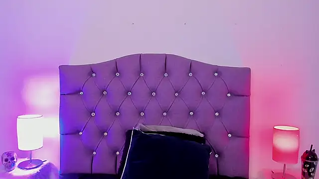 Nyx nayla online show from 01/06/25, 07:56