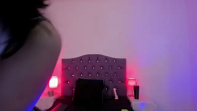 Nyx nayla online show from 02/07/25, 12:17