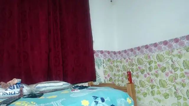 brillanteculo18 online show from 01/03/25, 10:51