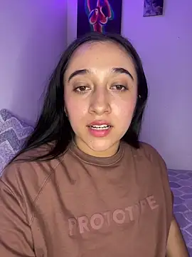 cata megan online show from 12/15/24, 12:07