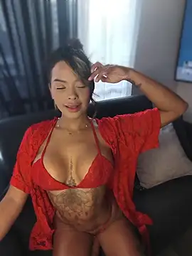 Snapshot of Susanamendezz chatting on 06/27/26, 11:26 Susanamendezz online show from 06/27/26, 11:26