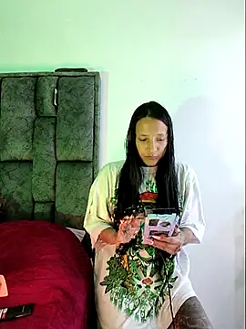 Snapshot of Nicole420squirt chatting on 02/21/25, 09:43 Nicole420squirt online show from 02/21/25, 09:43