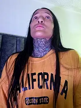 Snapshot of Nicole420squirt chatting on 03/19/25, 02:37 Nicole420squirt online show from 03/19/25, 02:37