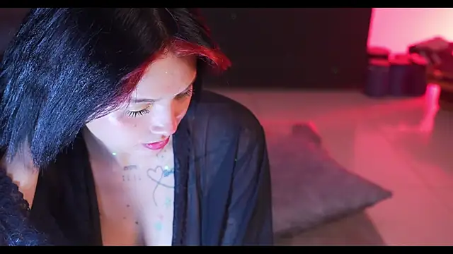 LorenRosse online show from 01/04/25, 02:35