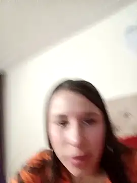 Snapshot of RubyEmerald chatting on 04/11/26, 02:16 RubyEmerald online show from 04/11/26, 02:16