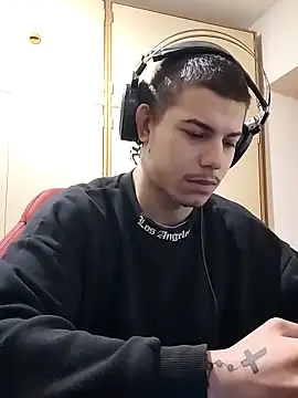 BigDickEnrg7195 online show from 02/21/25, 09:54