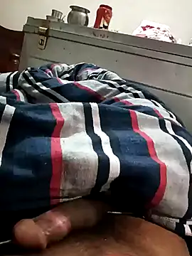 Snapshot of INDIANBOY7439 chatting on 01/17/25, 05:30 INDIANBOY7439 online show from 01/17/25, 05:30