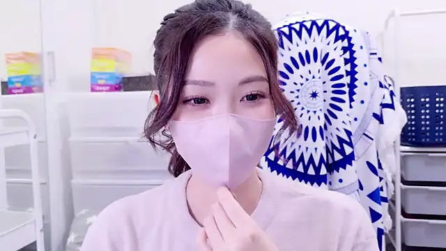 Snapshot of oxo_yuna_oxo chatting on 12/08/24, 03:56 oxo yuna oxo online show from 12/08/24, 03:56