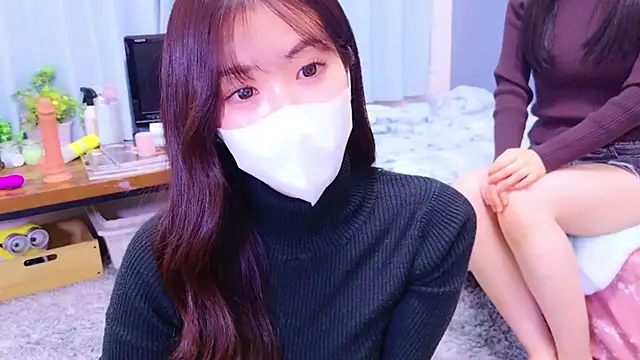 Snapshot of oxo_yuna_oxo chatting on 01/15/25, 01:31 oxo yuna oxo online show from 01/15/25, 01:31