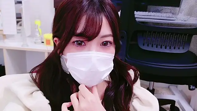 Snapshot of oxo_yuna_oxo chatting on 02/02/25, 11:08 oxo yuna oxo online show from 02/02/25, 11:08