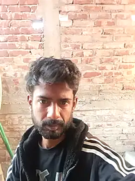 Snapshot of NICK_IN chatting on 12/12/24, 01:43 NICK IN online show from 12/12/24, 01:43