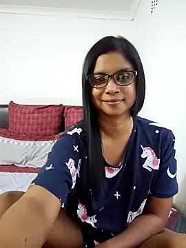 Snapshot of Sensual_indian7 chatting on 04/28/26, 03:17 Sensual indian7 online show from 04/28/26, 03:17