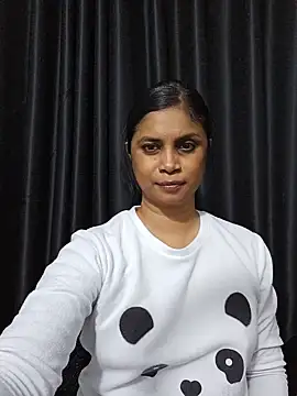 Snapshot of Sensual_indian7 chatting on 05/23/26, 03:38 Sensual indian7 online show from 05/23/26, 03:38