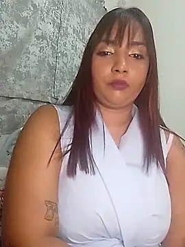 Snapshot of GORGEOUSLIPS chatting on 11/09/25, 03:21 GORGEOUSLIPS online show from 11/09/25, 03:21