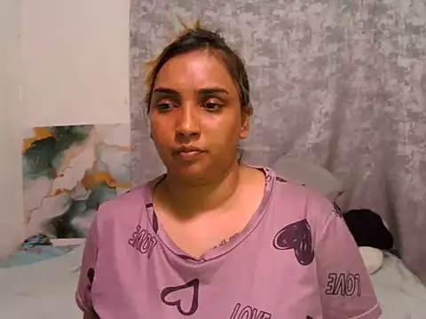 Snapshot of GORGEOUSLIPS chatting on 06/22/26, 05:21 GORGEOUSLIPS online show from 06/22/26, 05:21