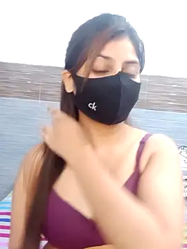 Snapshot of Hoty-Shivangi chatting on 12/06/24, 01:00 Hoty-Shivangi online show from 12/06/24, 01:00