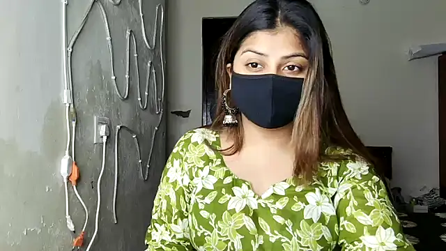 Snapshot of Hoty-Shivangi chatting on 06/16/26, 02:52 Hoty-Shivangi online show from 06/16/26, 02:52