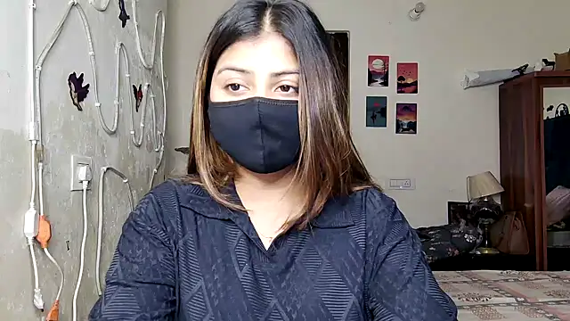 Snapshot of Hoty-Shivangi chatting on 06/28/26, 12:05 Hoty-Shivangi online show from 06/28/26, 12:05