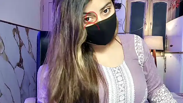Snapshot of Hoty-Shivangi chatting on 07/15/26, 01:05 Hoty-Shivangi online show from 07/15/26, 01:05