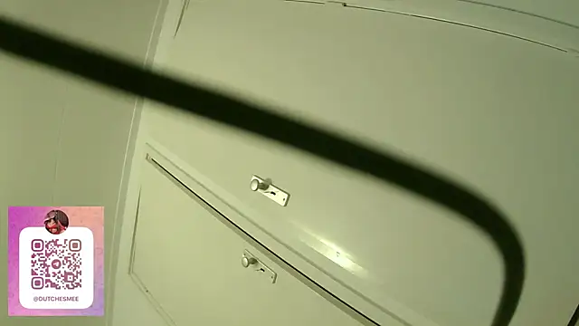 Snapshot of dutchesmee_x chatting on 04/08/26, 06:30 dutchesmee x online show from 04/08/26, 06:30