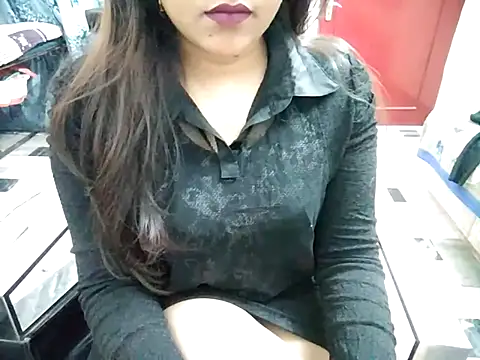 aarushi sharmaa online show from 02/13/25, 01:19