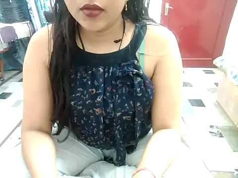 aarushi sharmaa online show from 03/17/25, 02:52