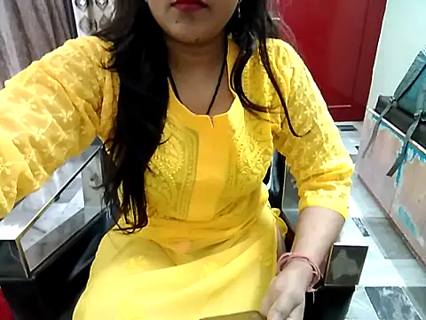 aarushi sharmaa online show from 09/12/25, 03:34