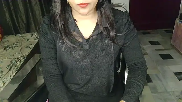 aarushi sharmaa online show from 11/20/25, 03:56