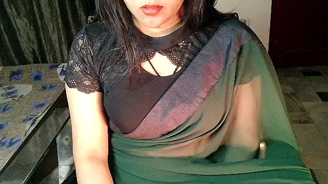 aarushi sharmaa online show from 12/19/25, 01:01