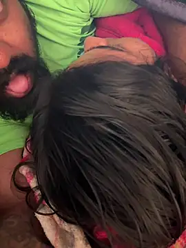 Snapshot of xyztopbeing chatting on 12/25/24, 02:57 xyztopbeing online show from 12/25/24, 02:57