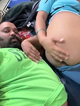 Snapshot of xyztopbeing chatting on 12/27/24, 06:10 xyztopbeing online show from 12/27/24, 06:10