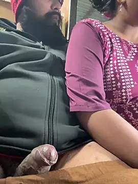 Snapshot of xyztopbeing chatting on 01/19/25, 04:25 xyztopbeing online show from 01/19/25, 04:25