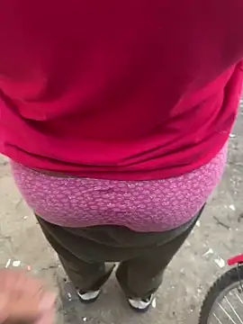 Snapshot of xyztopbeing chatting on 02/10/25, 01:57 xyztopbeing online show from 02/10/25, 01:57