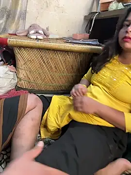 Snapshot of xyztopbeing chatting on 02/12/25, 03:38 xyztopbeing online show from 02/12/25, 03:38