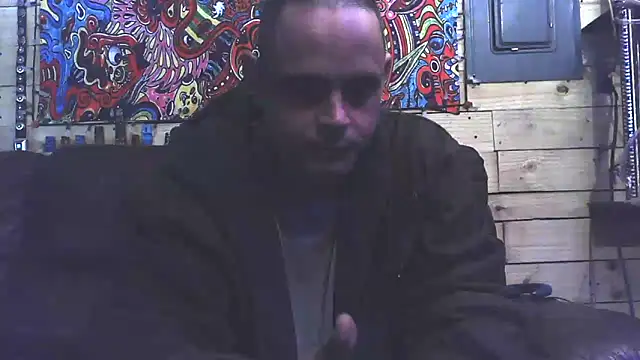 Snapshot of Buffshagswell chatting on 01/05/26, 05:49 Buffshagswell online show from 01/05/26, 05:49