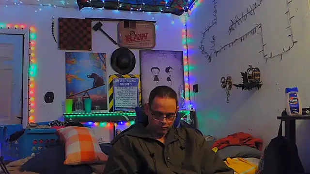 Snapshot of Buffshagswell chatting on 01/31/26, 07:11 Buffshagswell online show from 01/31/26, 07:11