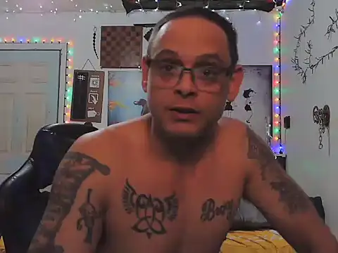 Snapshot of Buffshagswell chatting on 02/03/26, 06:46 Buffshagswell online show from 02/03/26, 06:46