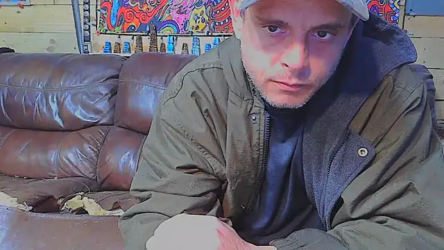 Snapshot of Buffshagswell chatting on 02/17/26, 11:18 Buffshagswell online show from 02/17/26, 11:18