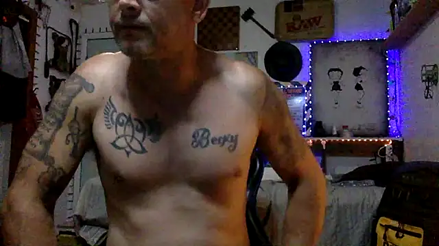 Snapshot of Buffshagswell chatting on 04/30/26, 09:19 Buffshagswell online show from 04/30/26, 09:19