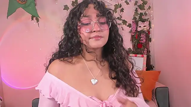 cutepie uwu  online show from 02/26/25, 11:59