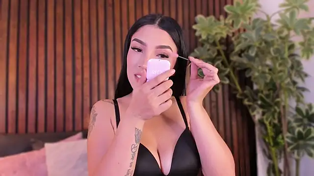 Jennmiiller  online show from 11/15/25, 12:13