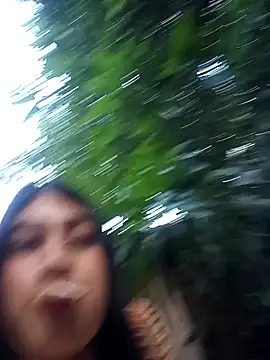 Snapshot of Julix_A chatting on 01/04/25, 09:31 Julix A online show from 01/04/25, 09:31