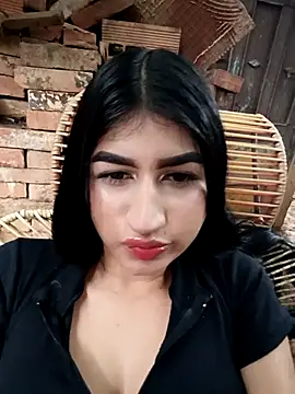 Julix A online show from 12/20/25, 01:07