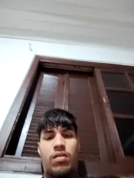 Snapshot of Rmst chatting on 09/19/25, 01:18 Rmst online show from 09/19/25, 01:18