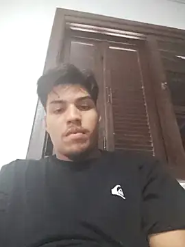 Snapshot of Rmst chatting on 10/10/25, 08:52 Rmst online show from 10/10/25, 08:52