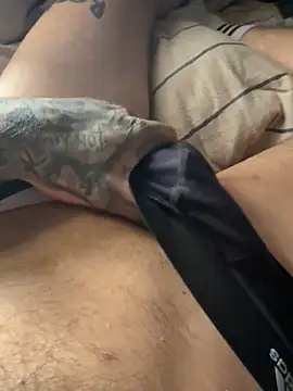 hottwoboys online show from 04/12/26, 11:48