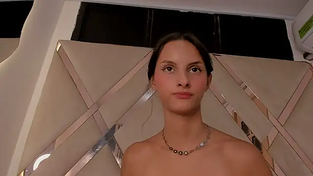 ninaht online show from 02/20/25, 09:31