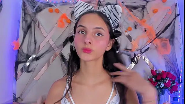 ninaht online show from 10/29/25, 08:43