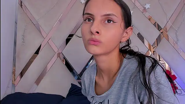 Snapshot of ninaht chatting on 01/05/26, 08:45 ninaht online show from 01/05/26, 08:45