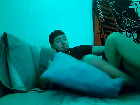 Snapshot of hornycollegestudenthung chatting on 02/08/25, 03:30 hornycollegestudenthung online show from 02/08/25, 03:30